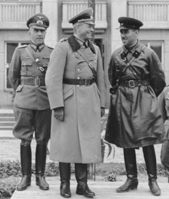Generalul nazist Heinz Guderian si brigadierul sovietic Semion Moiseevici Krivoshein
